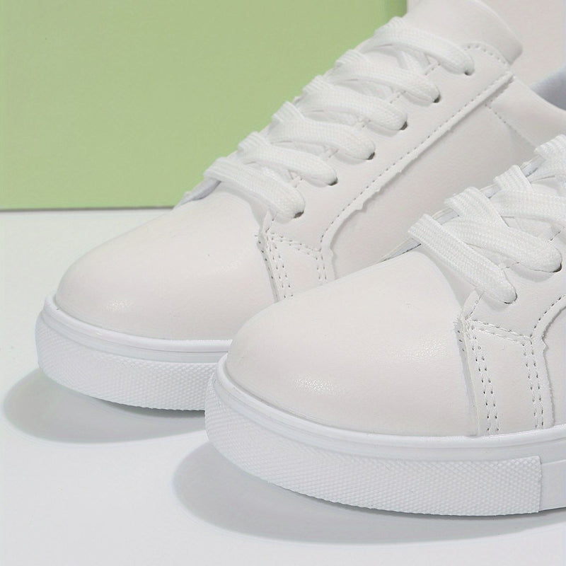 Tênis de skate feminino plus size de cano baixo , modelo versátil com zíper lateral e cadarço, ideal para caminhadas casuais.